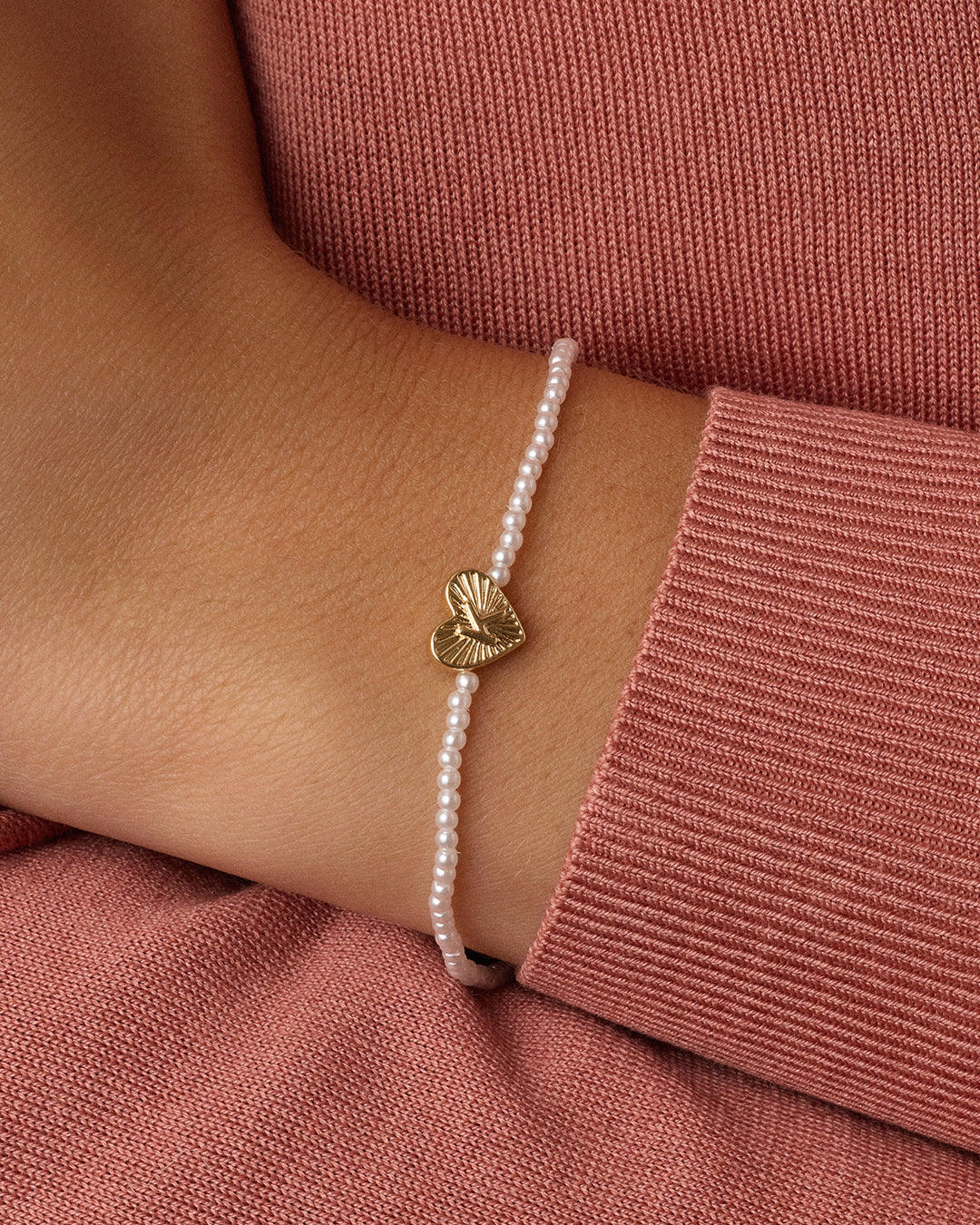 Pearl Vintage Heart Alphabet Bracelet