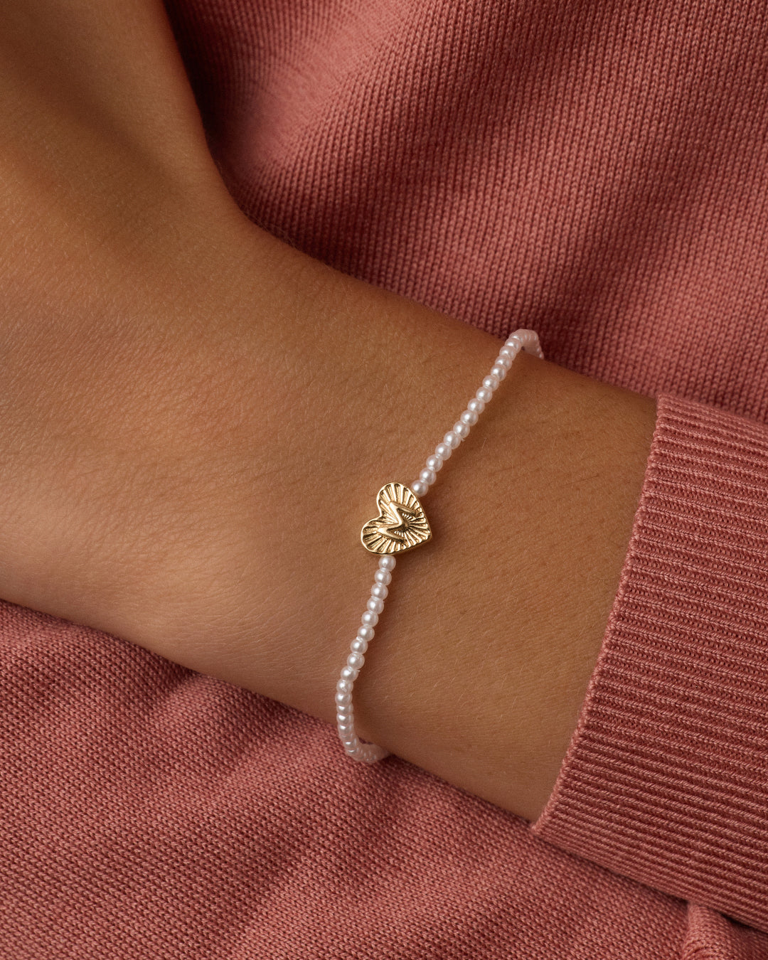 Pearl Vintage Heart Alphabet Bracelet